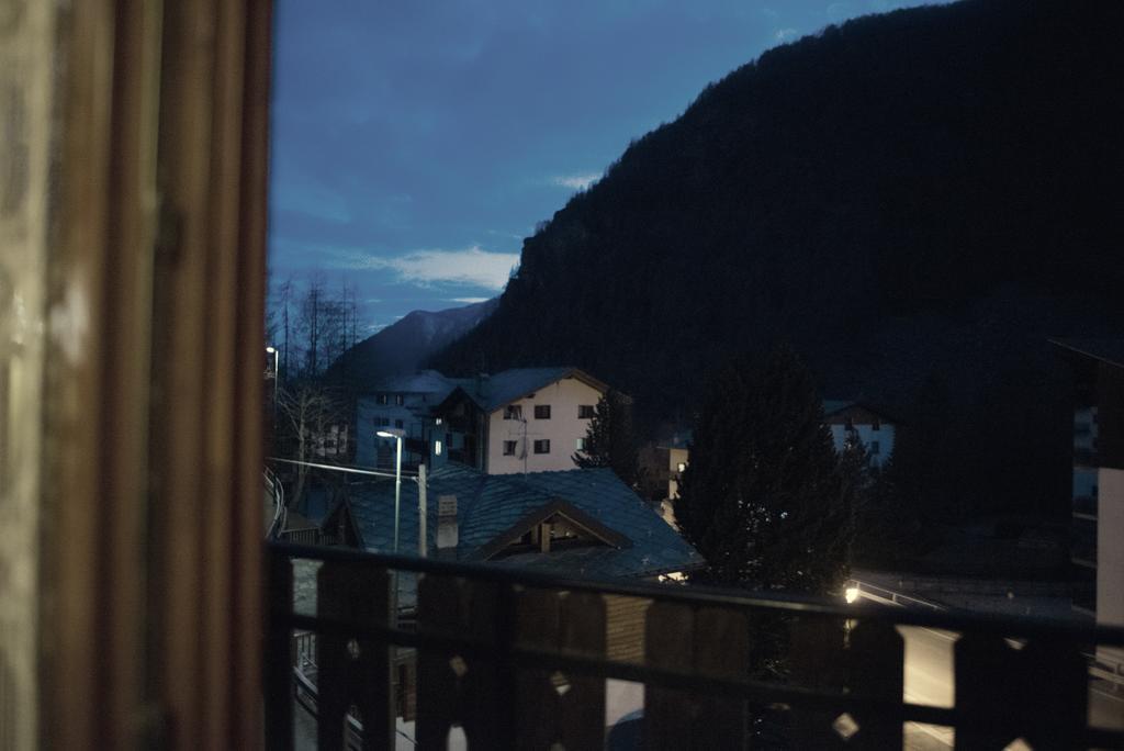 Hotel Etoile De Neige Valtournenche Exterior photo