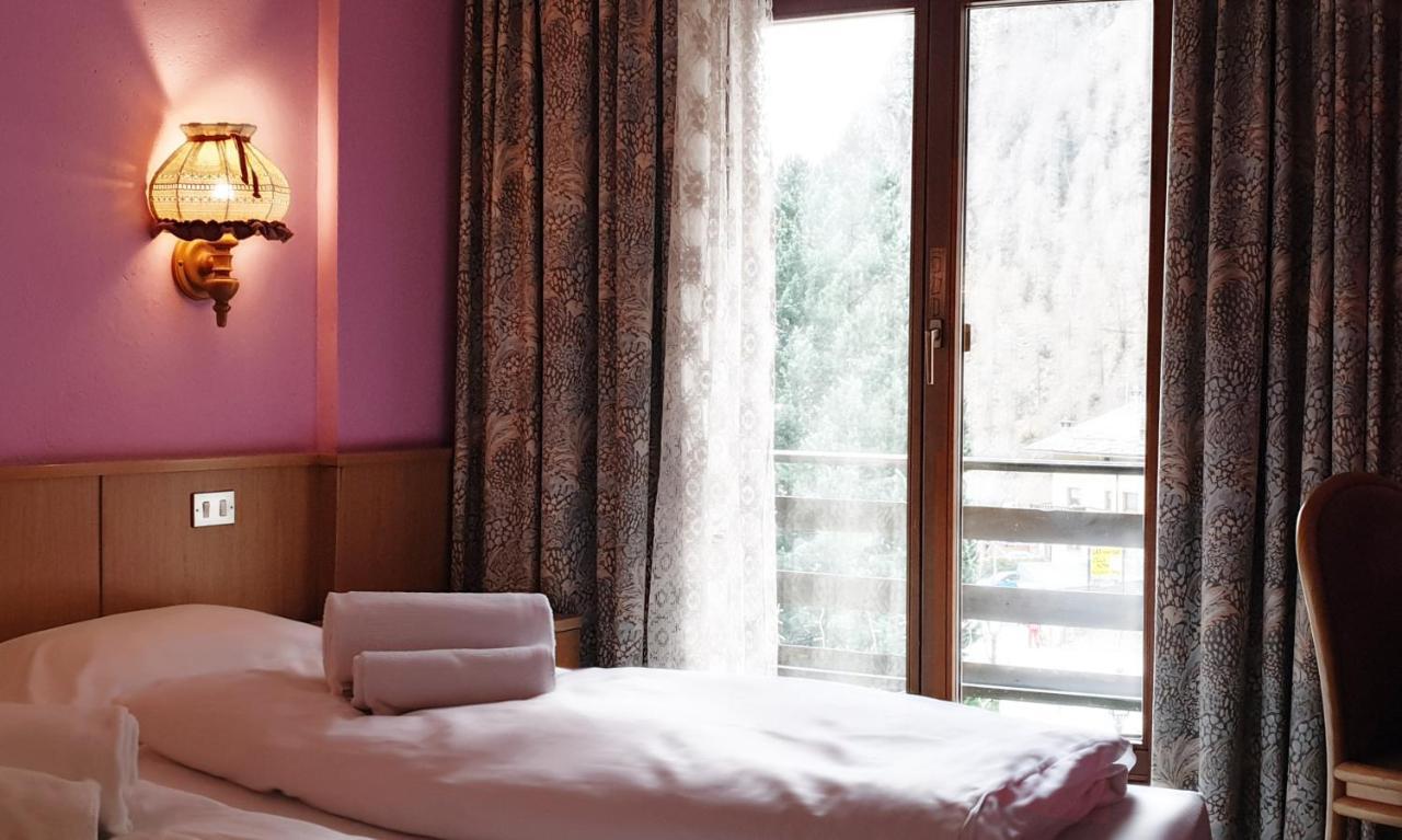 Hotel Etoile De Neige Valtournenche Exterior photo